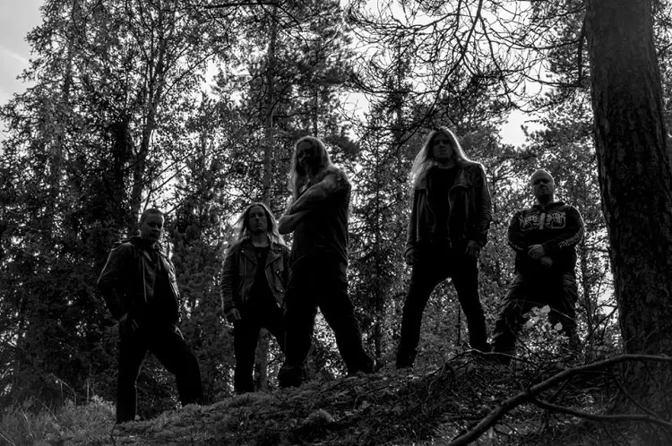 MOONSORROW Launch Static Video For ‘Non Serviam’ (ROTTING CHRIST cover)