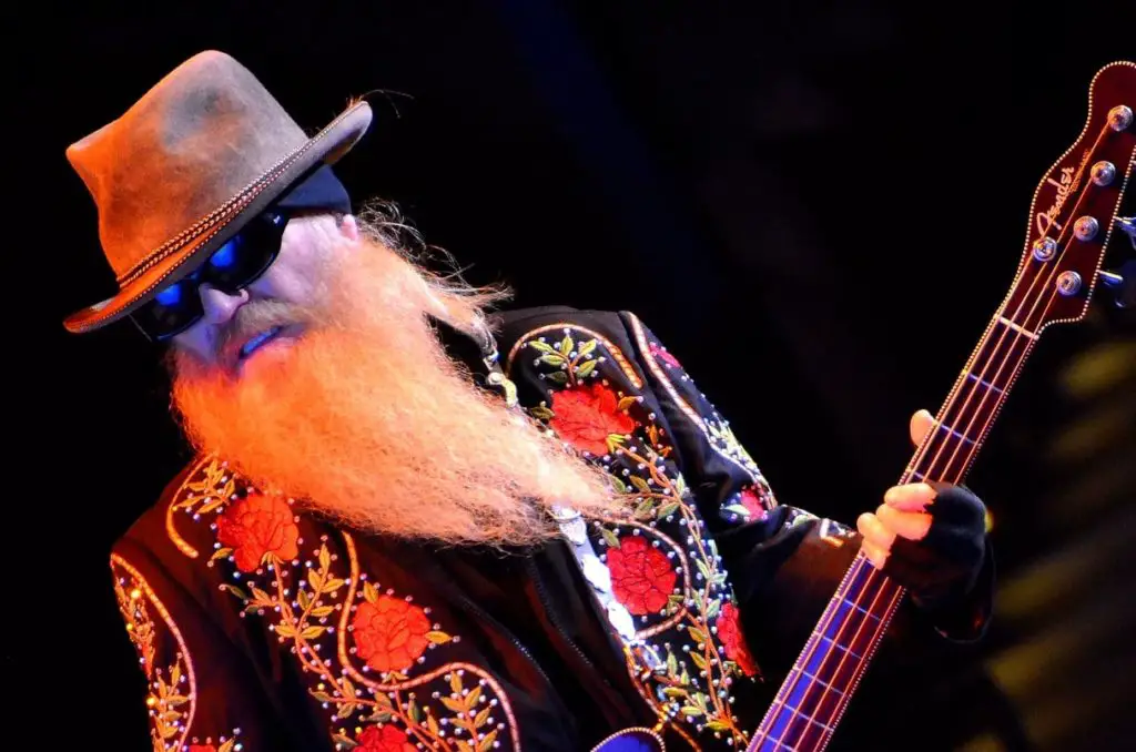 Dusty Hill Dies