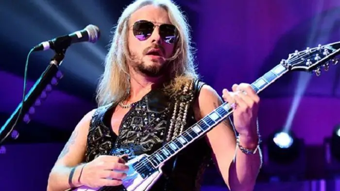 Richie Faulkner