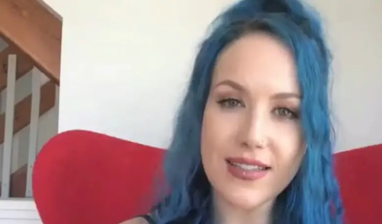 Alissa White-Gluz 2022