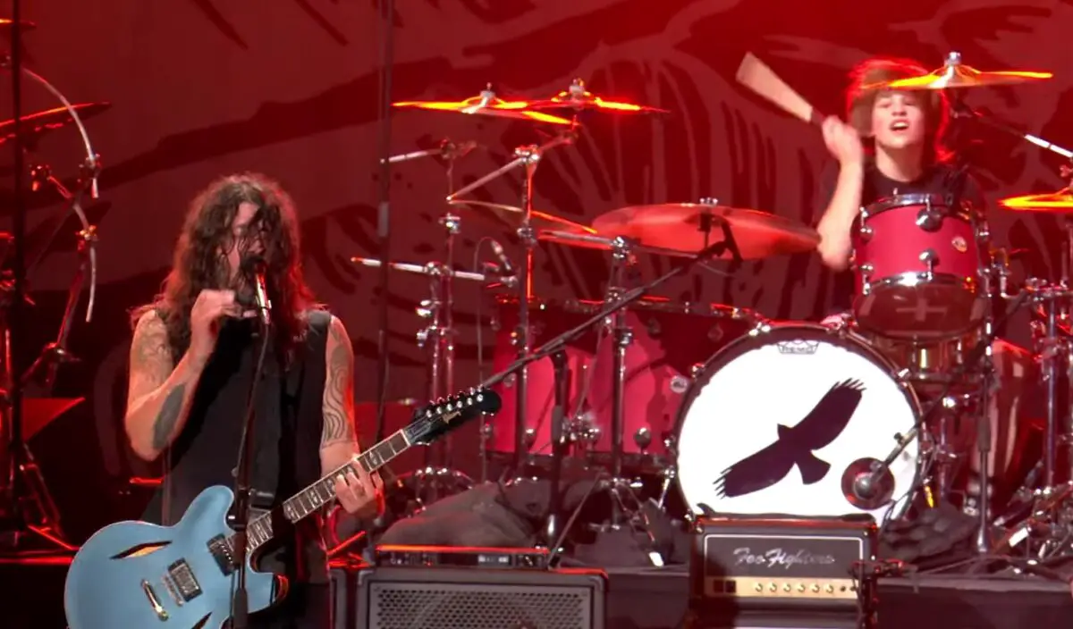 Shane Hawkins Performs With Foo Fighters