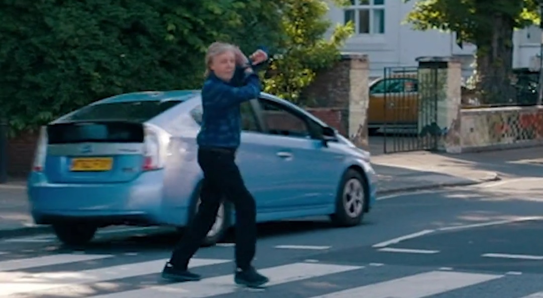 PAUL MCCARTNEY Almost Get Run Over While Recreating ‘Abbey Road’ Cover (Video)