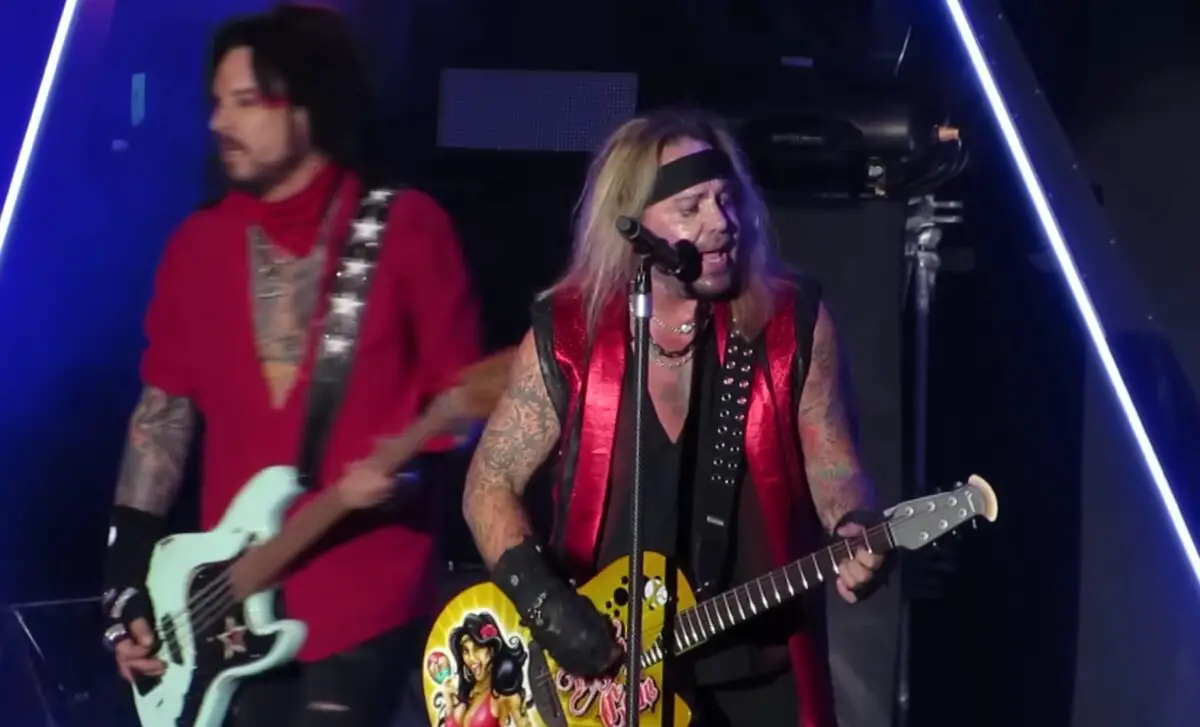 Watch MÖTLEY CRÜE’s Entire Concert In Lima