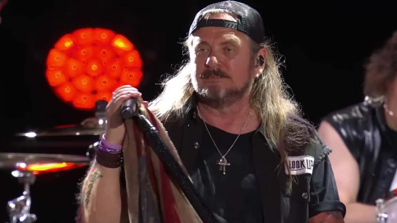 LYNYRD SKYNYRD Cancels More Shows As JOHNNY VAN ZANT's Daughter Faces