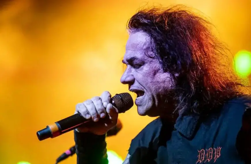 Steve Zetro Souza
