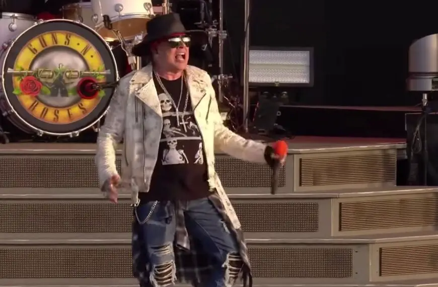 Axl Rose Live With Guns N Roses