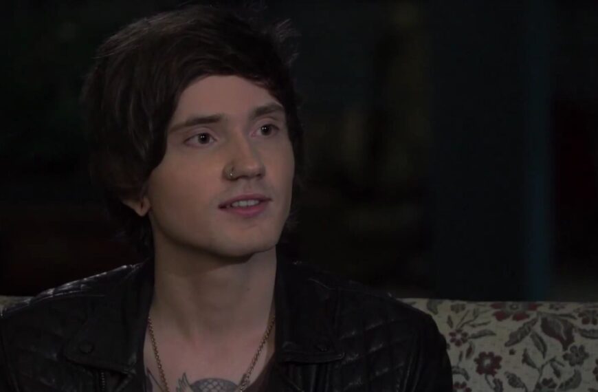 Denis Stoff