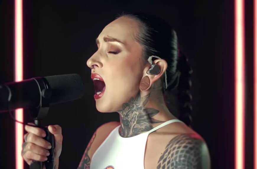 Jinjer Hedonist Vocal Performance