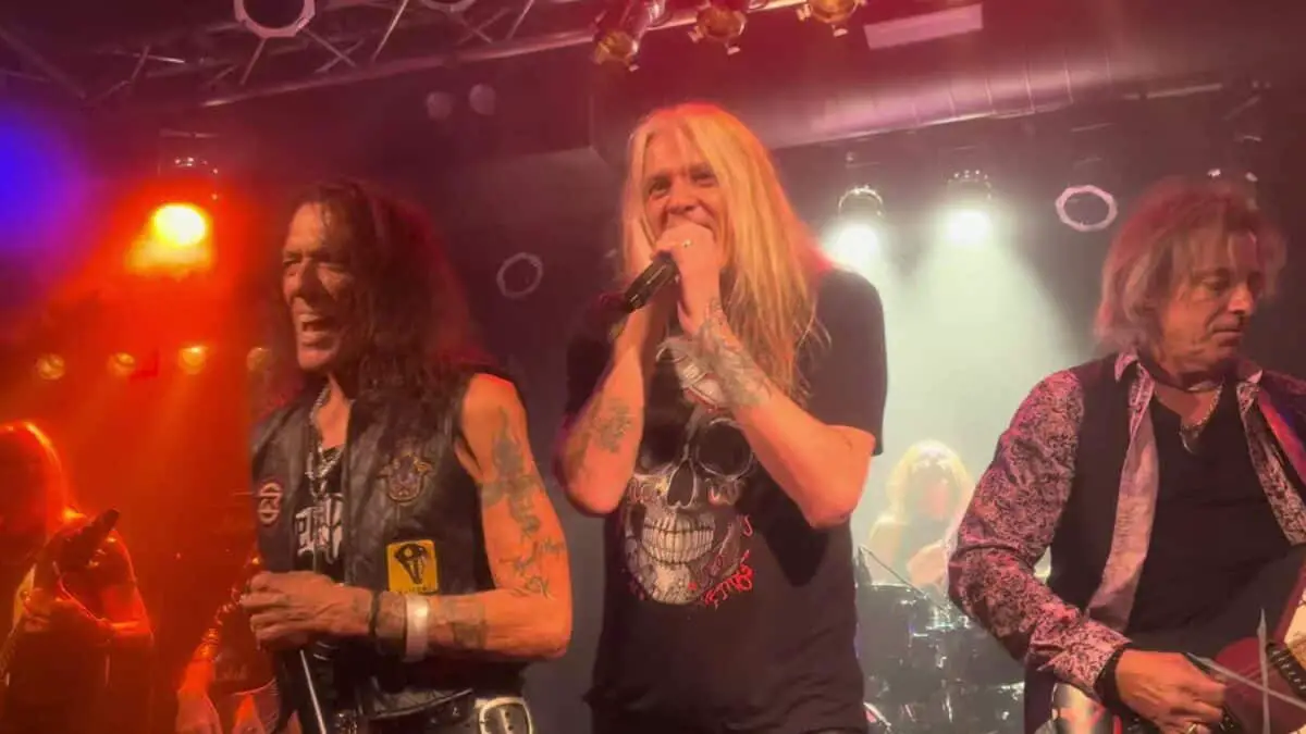 Stephen Pearcy Sebastian Bach