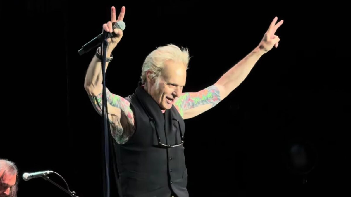 David Lee Roth Ozzy Osbourne Pose
