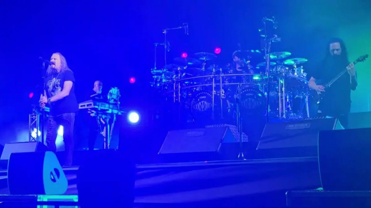 Dream Theater Live Echoes At Pompeii
