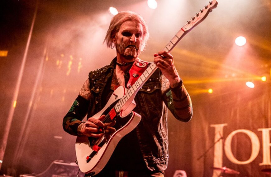 John 5 Photo Metal Addicts